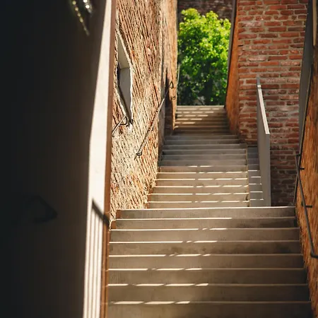 Kai 36 - Zwischen Fels Und Fluss מלון גראץ