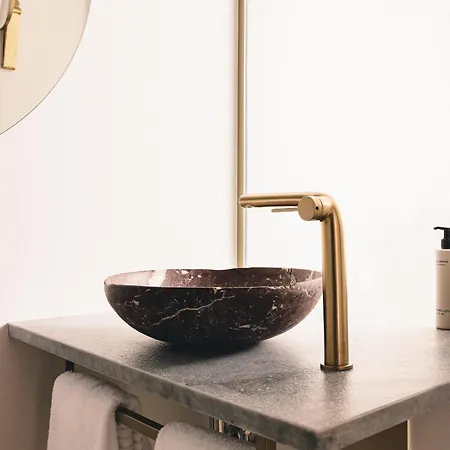 Kai 36 - Zwischen Fels Und Fluss